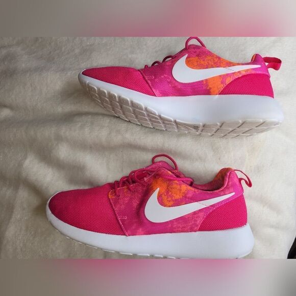 Nike Roshe Run Print Sneakers, Women's sz 11, - Picture 1 of 6